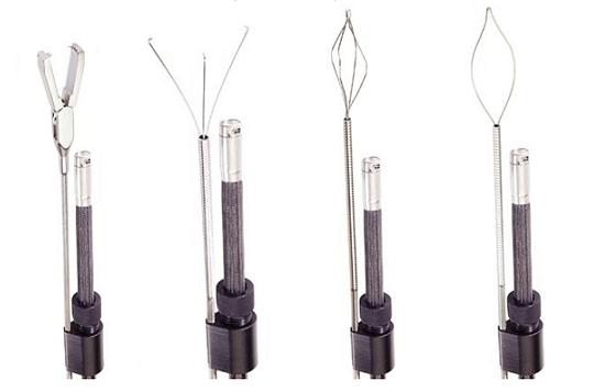 使用工業(yè)視頻內(nèi)窺鏡抓取設(shè)備內(nèi)部異物 使用工業(yè)視頻內(nèi)窺鏡抓取設(shè)備內(nèi)部異物